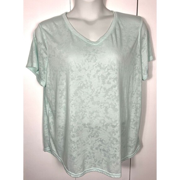 tek gear Tops - NWOT Tek Gear Essential Gear Women’s Tee Shirt 1X Teal  Print Sheer Light Weight